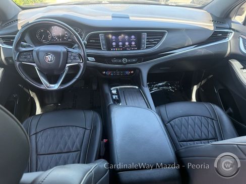 Used 2024 Buick Enclave Avenir w/ Avenir Technology Package image 28