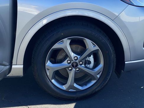 Used 2024 Ford Escape ST-Line image 33