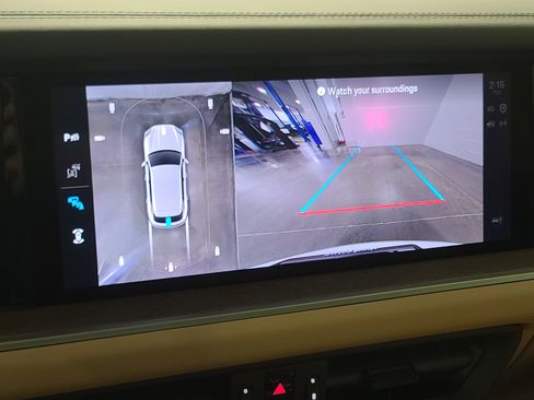 New 2026 Porsche Cayenne image 23