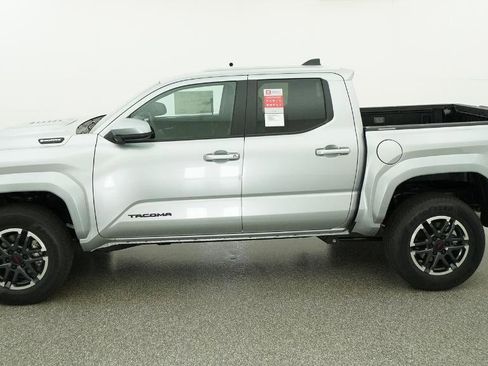 New 2026 Toyota Tacoma TRD Sport AWD/4WD image 34