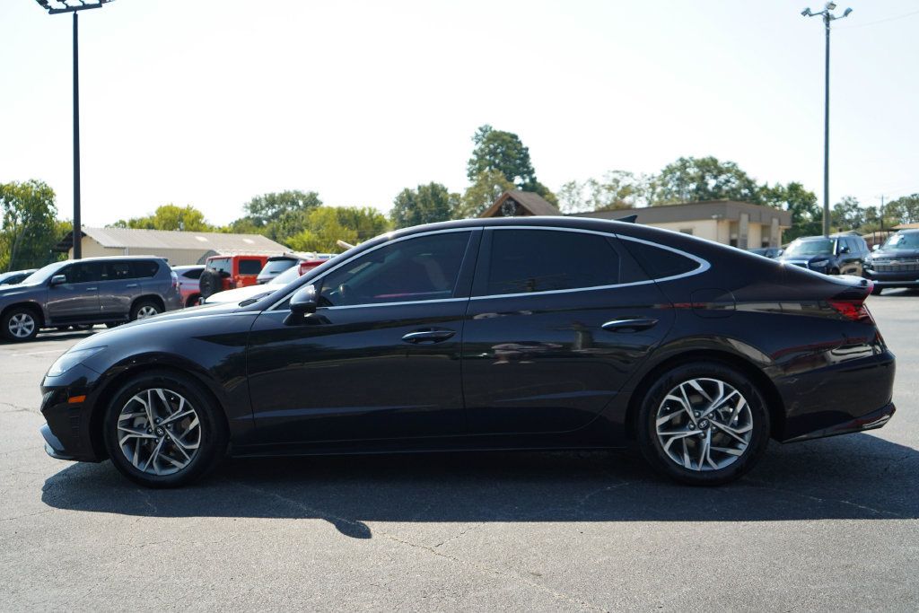 Used 2023 Hyundai Sonata SEL w/ Convenience Package FWD image 24