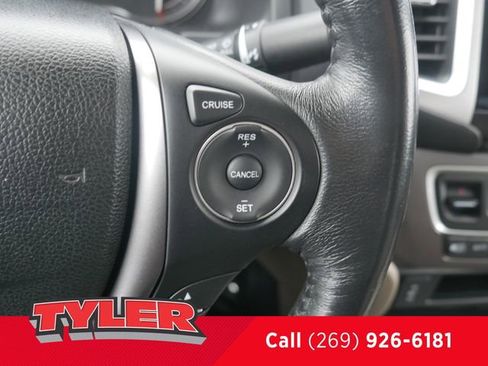 Used 2017 Honda Ridgeline RTL-T image 31