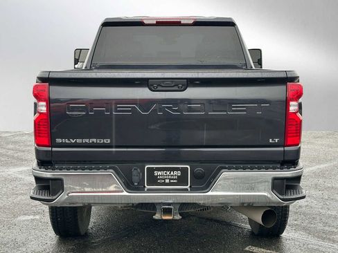 Used 2024 Chevrolet Silverado 2500 LT image 4