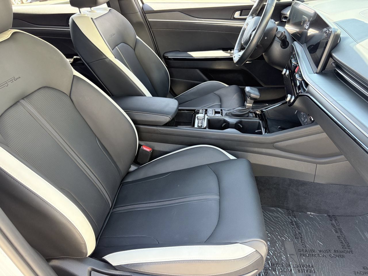 Used 2025 Kia K5 GT-Line w/ GT-Line Premium Package FWD image 10