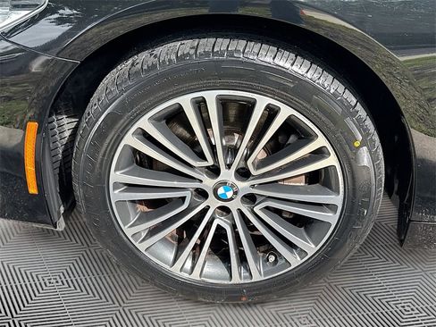 Used 2020 BMW 530i image 34