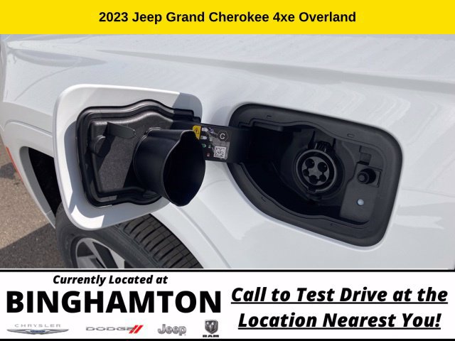 New 2023 Jeep Grand Cherokee Overland AWD/4WD image 30