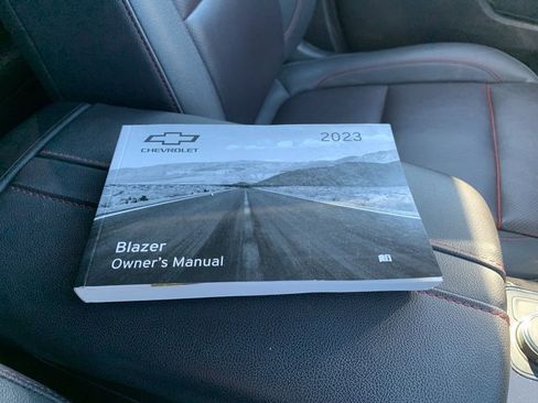 Used 2023 Chevrolet Blazer RS image 34