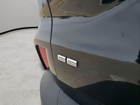 Used 2022 Ford Escape SE w/ Cold Weather Package image 11