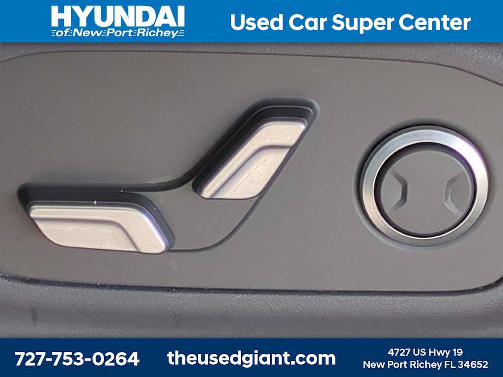 Certified 2025 Hyundai Santa Fe SEL FWD image 23