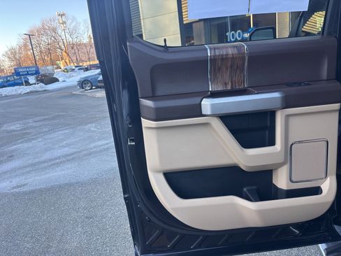 Used 2020 Ford F150 Lariat w/ Equipment Group 502A Luxury image 55