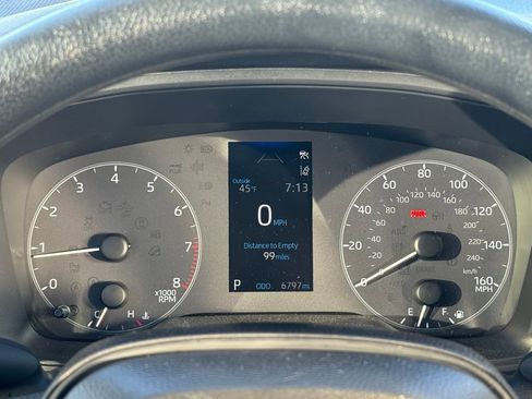 Used 2025 Toyota Corolla LE FWD image 8