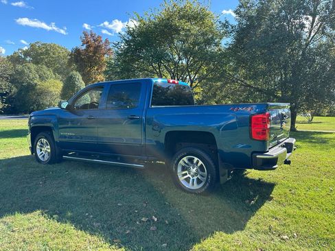 Used 2018 Chevrolet Silverado 1500 LT w/ All Star Edition AWD/4WD image 5