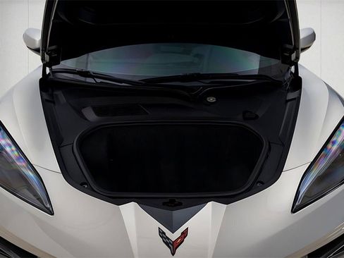 Used 2022 Chevrolet Corvette Stingray Coupe image 5