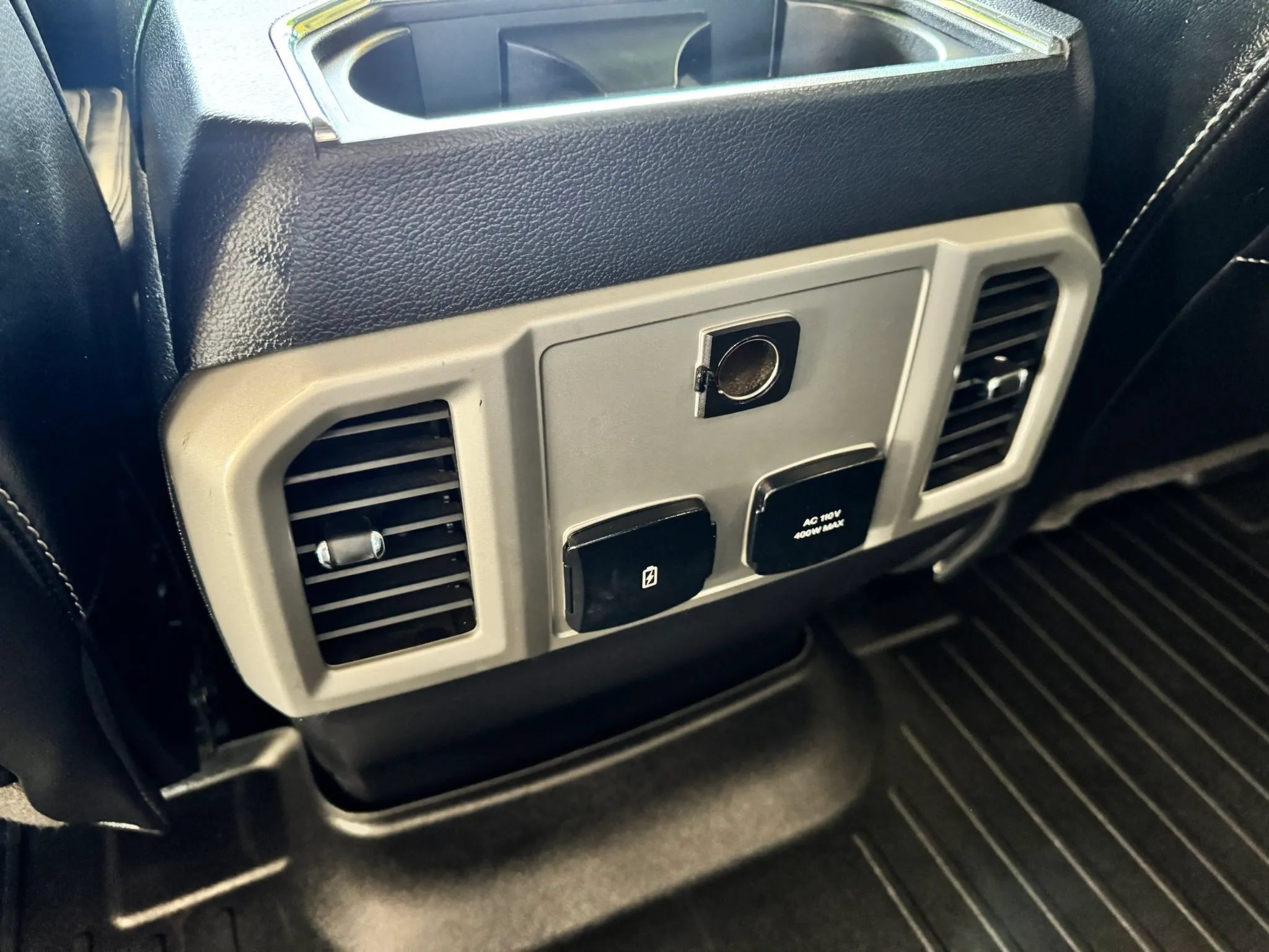 Used 2019 Ford F150 Lariat AWD/4WD image 24