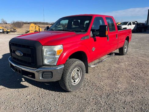 Used 2015 Ford F250 XL w/ Power Equipment Group AWD/4WD image 1