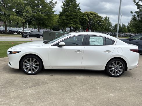 New 2026 MAZDA MAZDA3 2.5 S Sedan w/ Preferred Pkg FWD image 9
