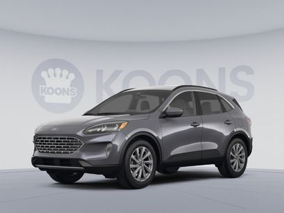 Used 2022 Ford Escape Titanium w/ Class II Trailer Tow Package