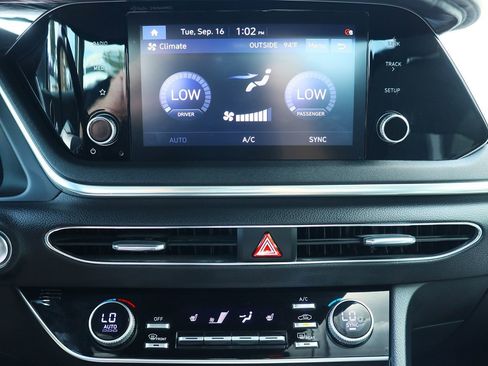 Used 2022 Hyundai Sonata SEL w/ Convenience Package image 46