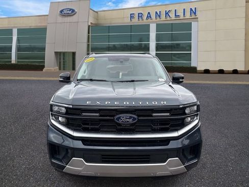 New 2026 Ford Expedition Max Platinum w/ Platinum Ultimate Package AWD/4WD image 2