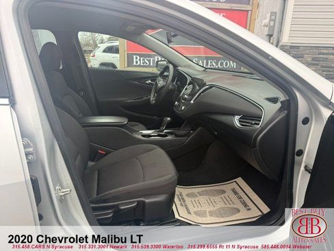 Used 2020 Chevrolet Malibu LT FWD image 12