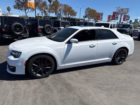 Used 2023 Chrysler 300 C RWD image 20