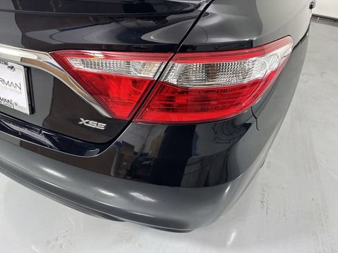 Used 2017 Toyota Camry XSE FWD image 30