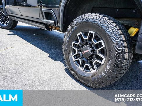 Used 2024 GMC Sierra 2500 AT4X AWD/4WD image 16