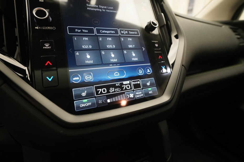 Used 2023 Subaru Ascent Onyx Edition AWD/4WD image 23