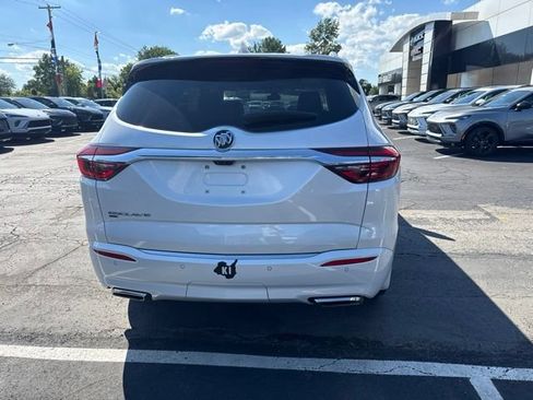 Used 2020 Buick Enclave Avenir w/ LPO, Floor Liner Package AWD/4WD image 7