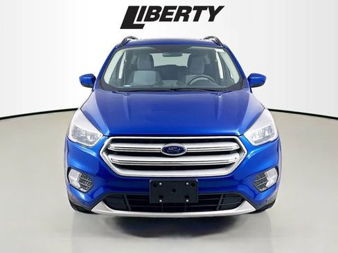 Used 2018 Ford Escape SE w/ SE Sync 3 Package image 2