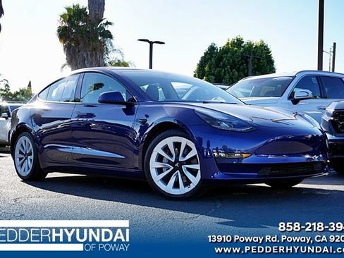 Used 2022 Tesla Model 3 Long Range AWD/4WD image 1