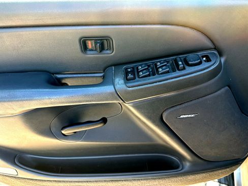 Used 2004 GMC Sierra 3500 SLE w/ Heavy-Duty Power Package image 13