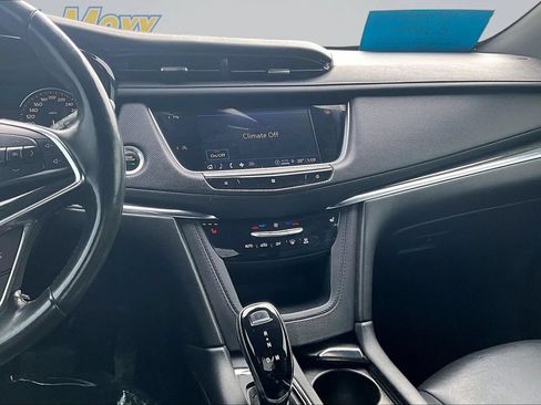 Used 2021 Cadillac XT5 Premium Luxury AWD/4WD image 13