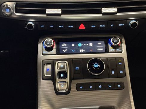 Used 2024 Hyundai Palisade Calligraphy FWD image 17