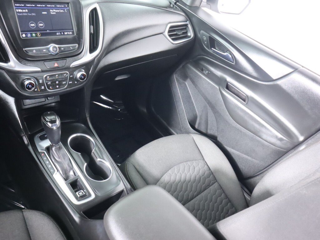 Used 2019 Chevrolet Equinox LT w/ Driver Convenience Package AWD/4WD image 33