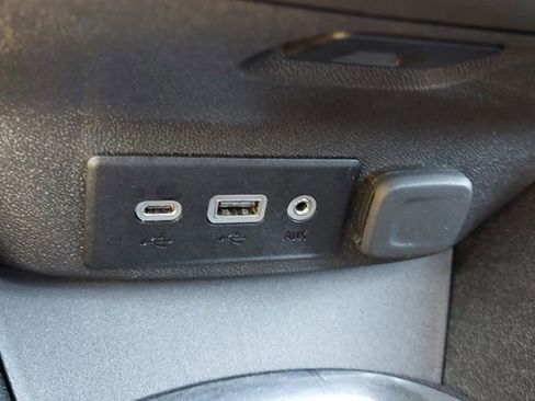 Used 2024 Chevrolet Malibu LT image 20