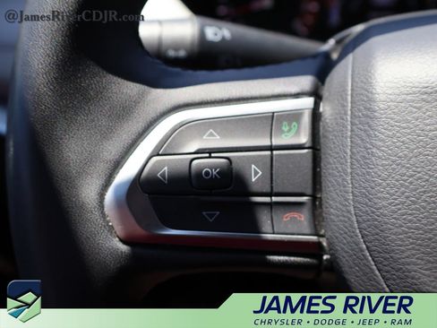 Used 2025 Jeep Compass Limited AWD/4WD image 25