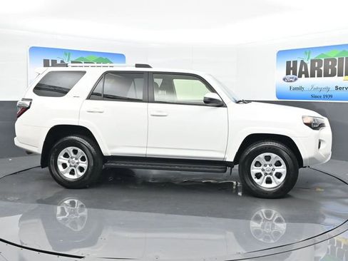 Used 2024 Toyota 4Runner SR5 image 7
