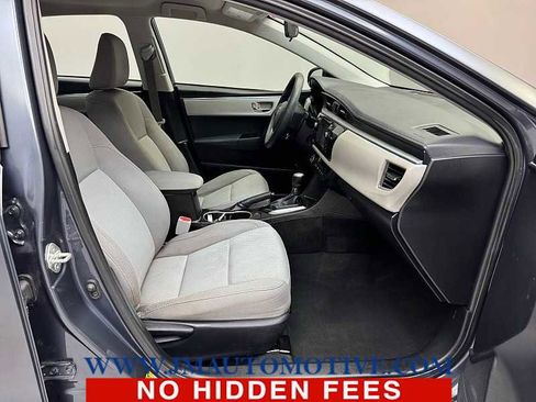 Used 2015 Toyota Corolla LE image 19