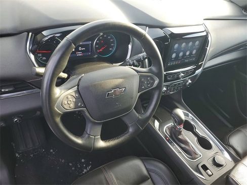 Certified 2023 Chevrolet Traverse RS image 20