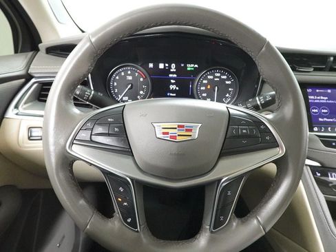 Used 2021 Cadillac XT5 Premium Luxury AWD/4WD image 13
