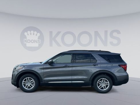 New 2025 Ford Explorer Active w/ Active Comfort Package image 2