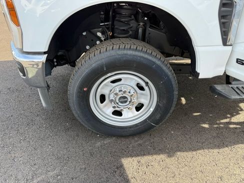 New 2024 Ford F350 XL w/ XL Chrome Package image 15