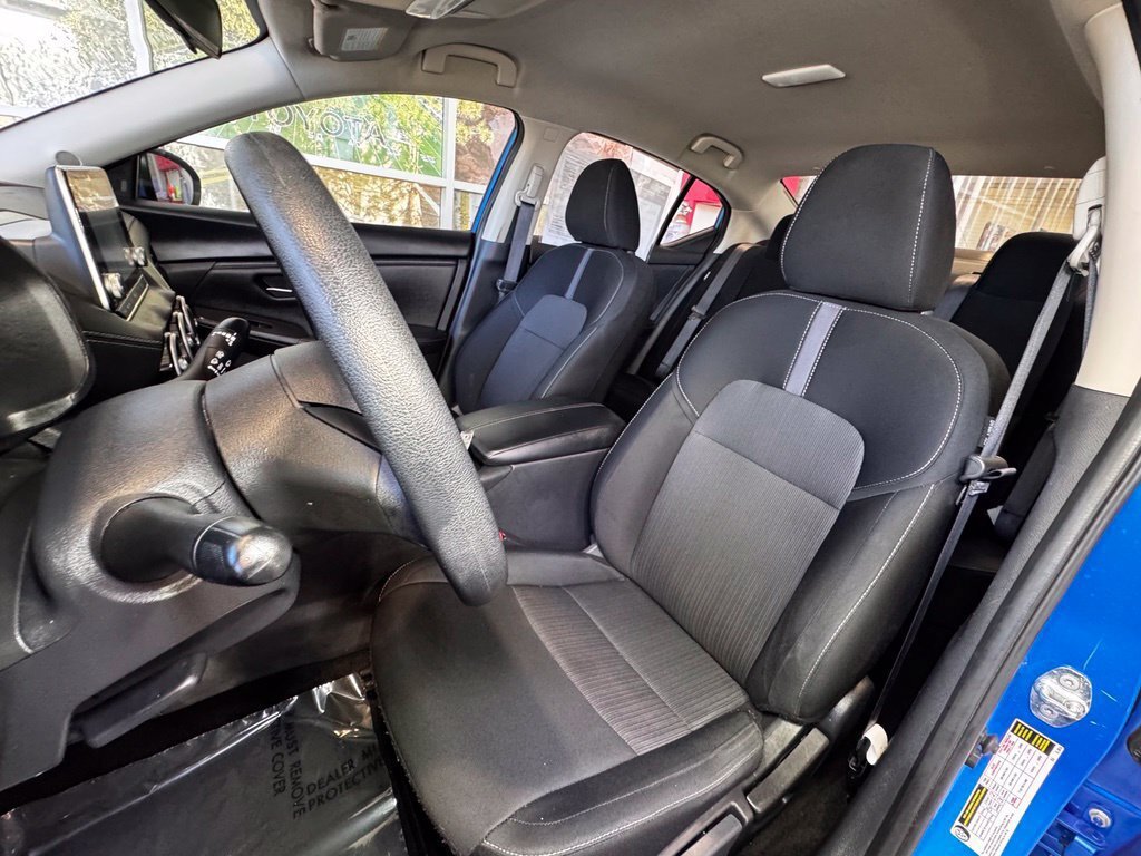 Used 2024 Nissan Sentra SV FWD image 19