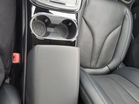 Certified 2023 Lincoln Nautilus Reserve image 39