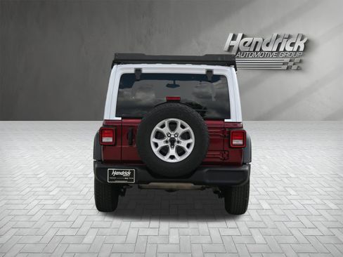Used 2021 Jeep Wrangler Unlimited Sport AWD/4WD image 9