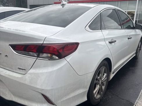 Used 2018 Hyundai Sonata Sport w/ Tech Package 05 image 3