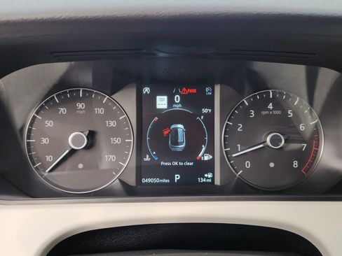 Used 2020 Land Rover Range Rover Velar R-Dynamic S image 11