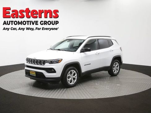 Used 2024 Jeep Compass Latitude AWD/4WD image 54