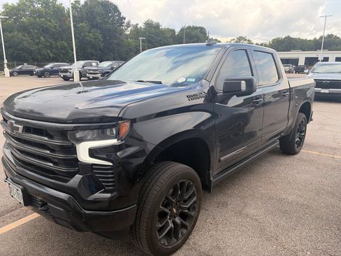 Certified 2025 Chevrolet Silverado 1500 High Country w/ High Country Premium Package AWD/4WD image 1